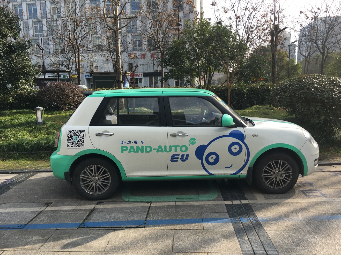 在杭州开宝马,在杭州开豪车在西湖玩