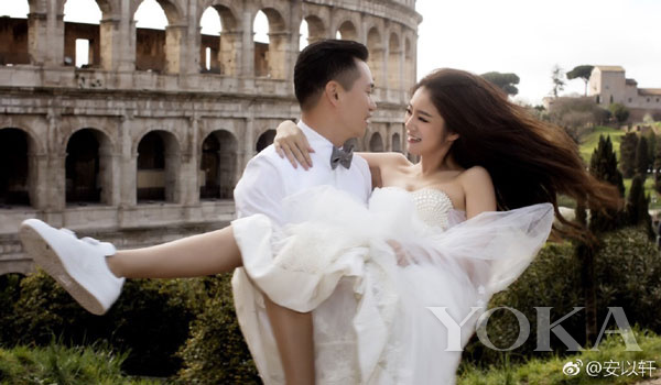 16日时尚热点：安以轩穿adidas出嫁刘雯踩回力逛街明星的鞋很便宜