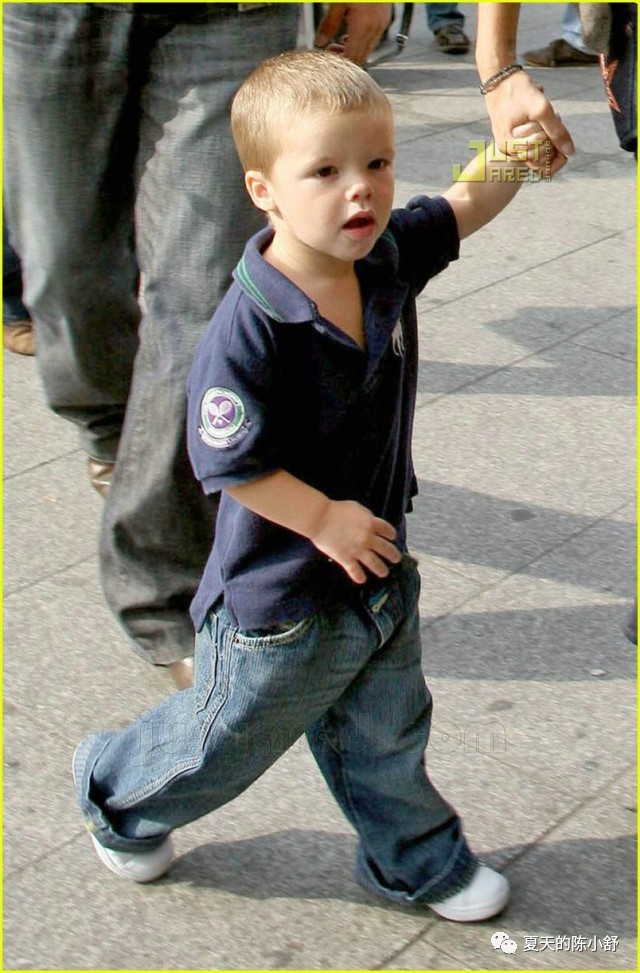 贝克汉姆的经典发型,贝克汉姆三个儿子颜值