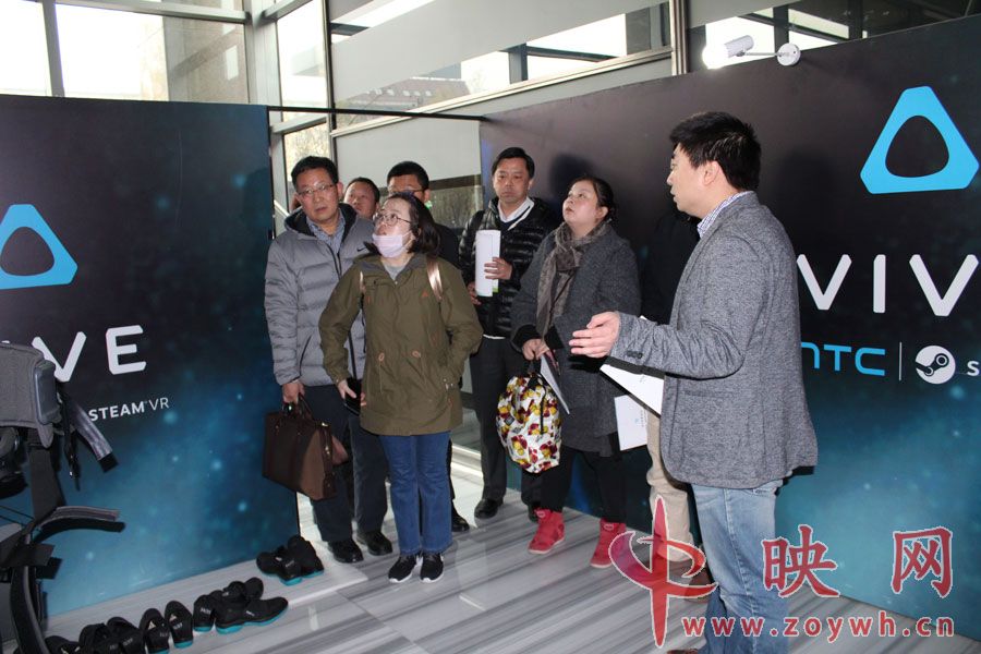全国各高校老师和企业家们共赴北京威爱教育-HTCVIVE公司参观虚拟现实研究中心地