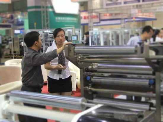 “赢合励志女神”陈小凤：从前台到副总的华丽逆袭