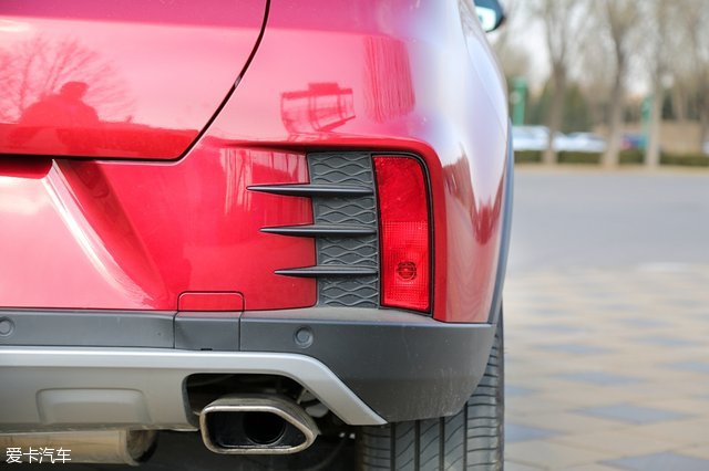 爱卡汽车试驾视频,爱卡suv专业测试