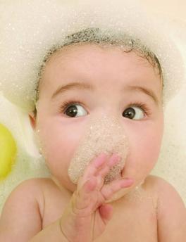 给宝宝做清洁的时候，这4个部位不能乱来！