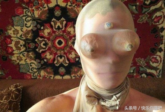 右手拇指指甲处断了一截,中指指甲突然断了意味着什么