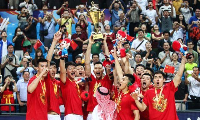 国足长沙战胜韩国后全民沸腾,长沙中国男篮vs韩国男篮