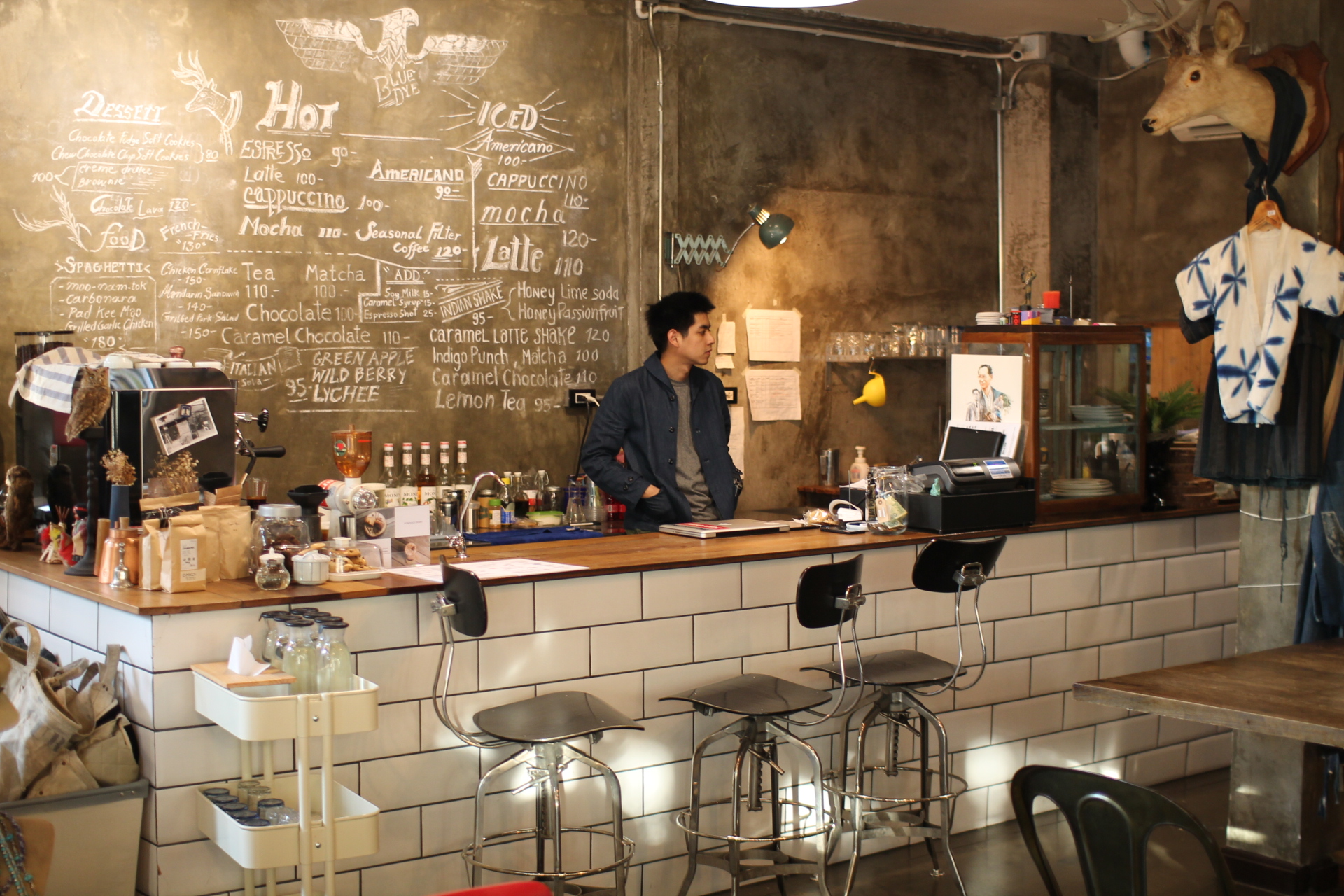 BlueDyeCafe——看似杂乱，自成一派