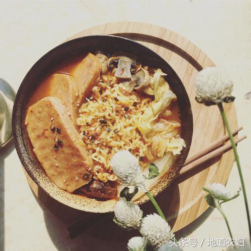 作为一个爱吃泡面的吃货,作为一个爱吃面的人