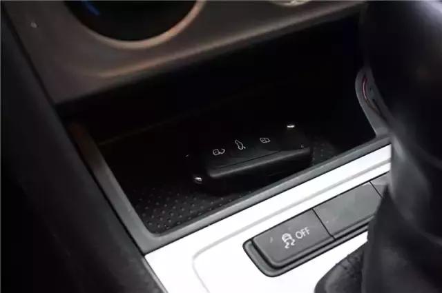 成都共享汽车增至6家，最全实测报告在此！9.9开奔驰都是豁你