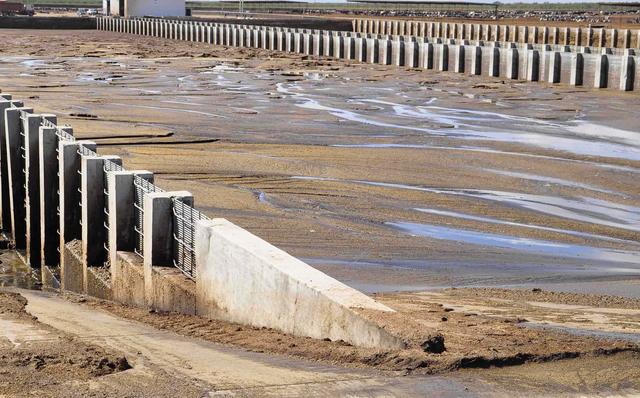 养猪场污染政策,养猪散养户污染环境怎么办