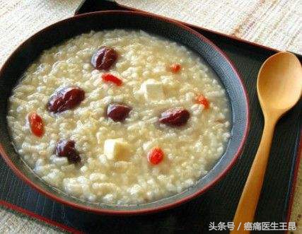 肿瘤患者咽喉肿痛怎么办？饮食上应注意什么！