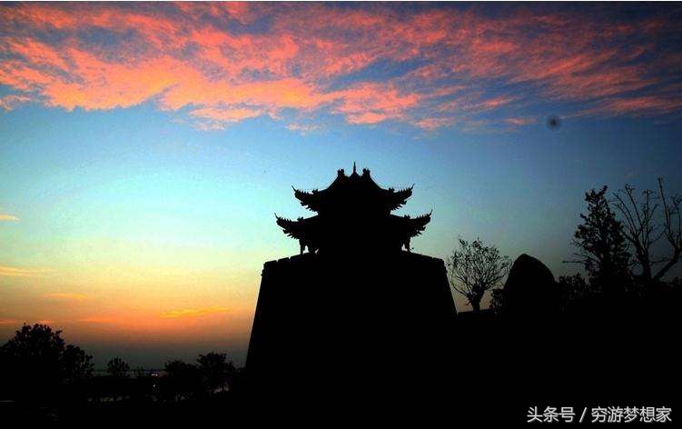 四大名楼岳阳楼的诗词,岳阳楼是沧州的四大名楼吗