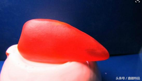 新疆戈壁海蓝宝石一克拉多少钱,新疆阿勒泰戈壁海蓝宝石原石