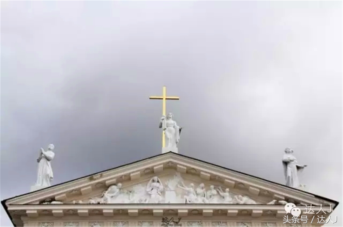 猜猜哪个国家连刺猬都有路牌？