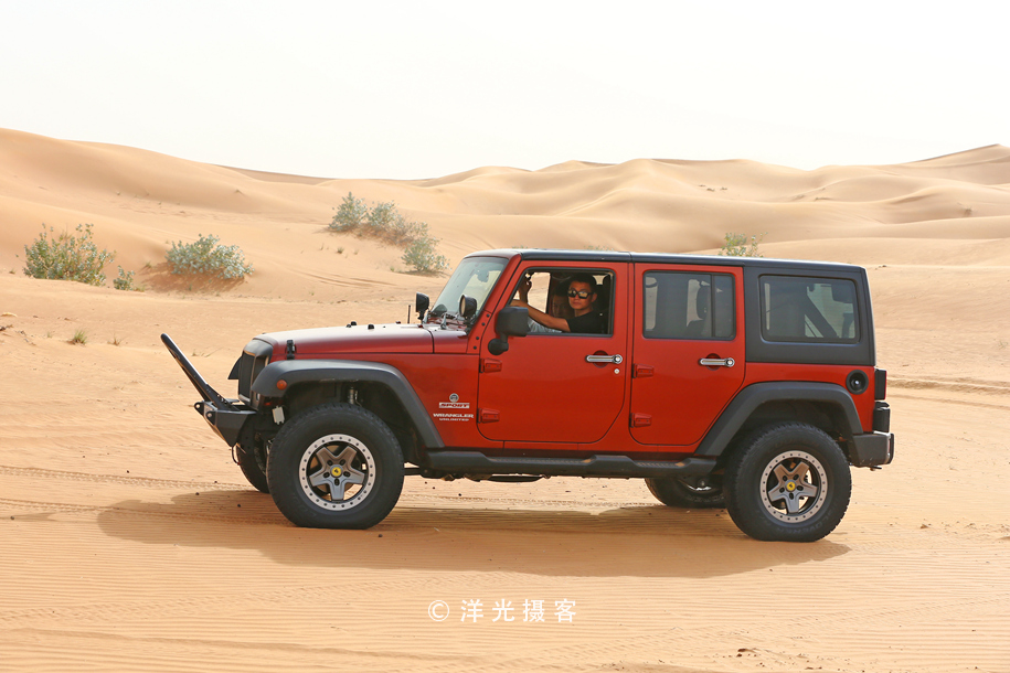 迪拜冲沙是玩什么,迪拜冲沙一点不刺激