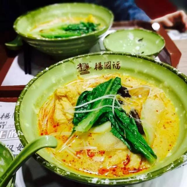 吃辣星人不可错过的美食,零食中的爱马仕可以吃出香菇味