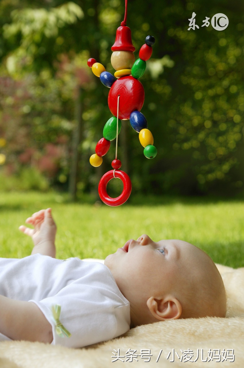 宝宝出牙期爱咬人怎么办,长牙期吃奶怎么解决宝宝咬人问题