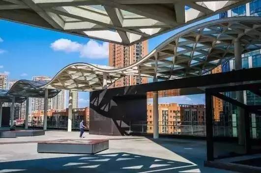 购物中心怎么吸引女性消费者,购物中心女性消费方式