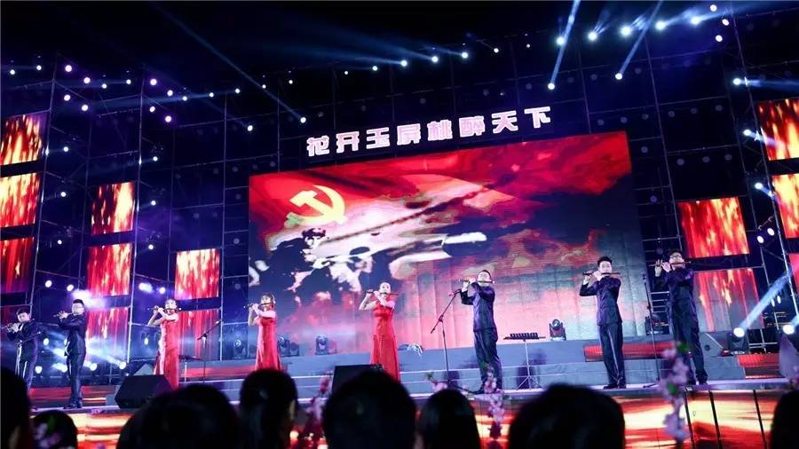 蒋大为、唐俊乔、陆海涛等大咖与玉屏万人共度桃花节