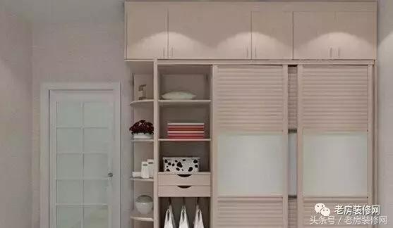 衣柜做到顶石膏线怎么处理,定制衣柜做到顶还是留一点边