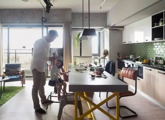 122㎡温馨酷炫工业宅，满足吃货一家的所有理想！（评论有礼）