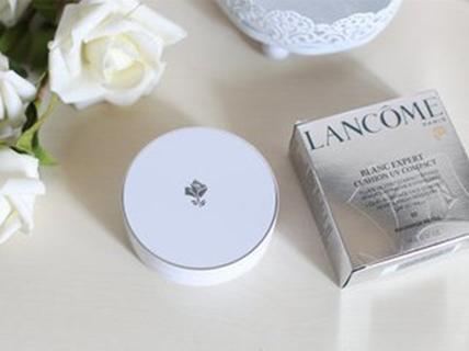 哪款气垫cc霜好用又不贵干皮,今年最流行的品牌气垫