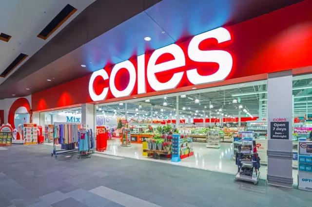 澳洲俩情侣买奶粉被白人打,澳洲华人抢奶粉大打出手