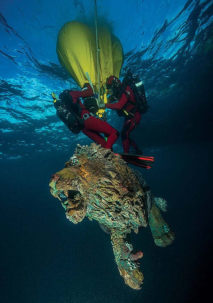 达明恩·赫斯特在威尼斯展出189件“深海珍宝”宣布回归