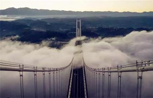 腾冲泼水节攻略,腾冲龙川泼水节