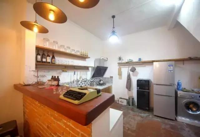 不用逃离北上广，他花10万任性改造租来的破院照样活得率性精彩