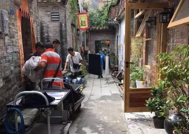 不用逃离北上广，他花10万任性改造租来的破院照样活得率性精彩