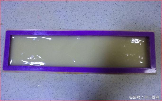 简单土豆手工皂制作,土豆皂的制作过程