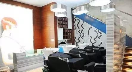 一济南姑娘,自从换了这个发型,前男友就约她吃饭了!