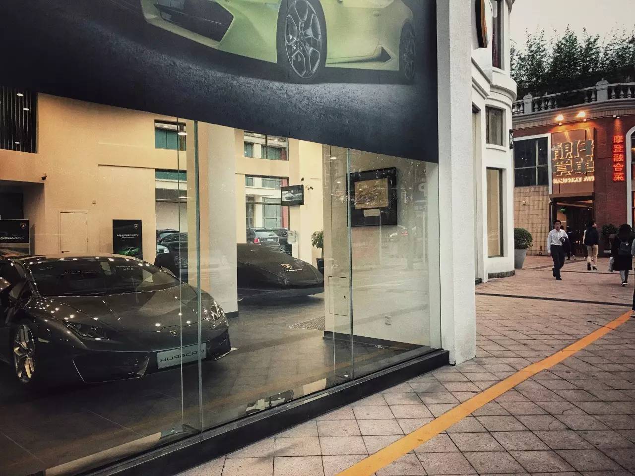 寰蜂鸡鍙ｈ厰榻愬瘜璺簵,寰蜂鸡鍙ｈ厰