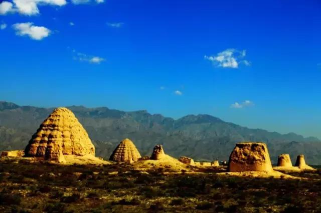 4月重庆飞哪里的机票便宜,五一重庆飞哪个海边的机票便宜