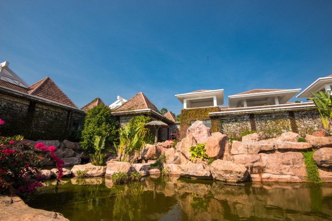 蓝天白云,椰风海韵,去三亚散散心吧