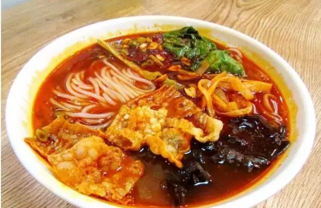 4月重庆飞哪里的机票便宜,五一重庆飞哪个海边的机票便宜