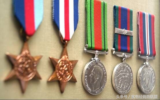 烟机不定期清洗的危害,肠子悔青也无济于事的上一句