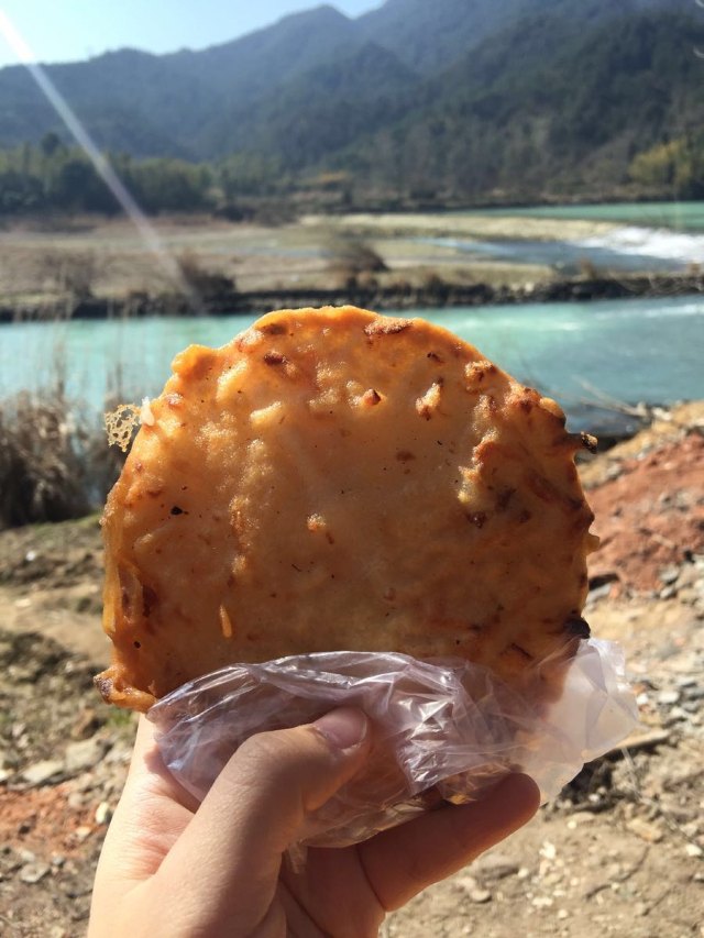 远山如黛原诗,远山如黛什么意思