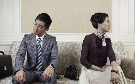 北京土话（29）：一玩儿手机，你就对我爱搭不理儿的