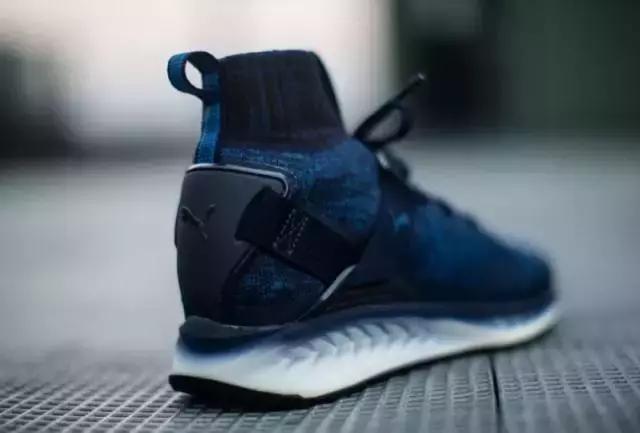 有袜套的鞋怎么搭配,适合搭白袜套的鞋