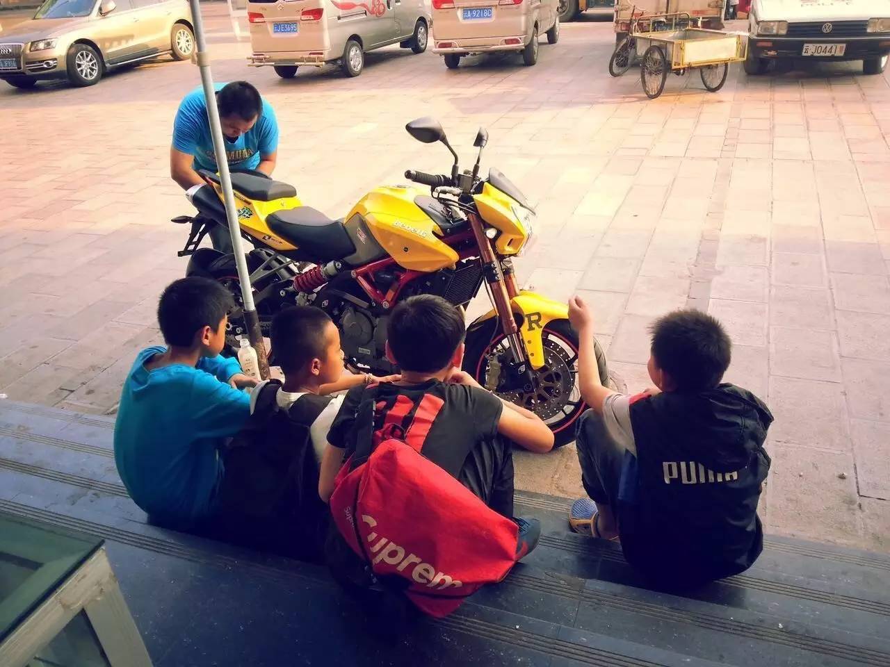 摩托家/从小白到老炮8年时间,却因一次培训*退倒**回了“小白”