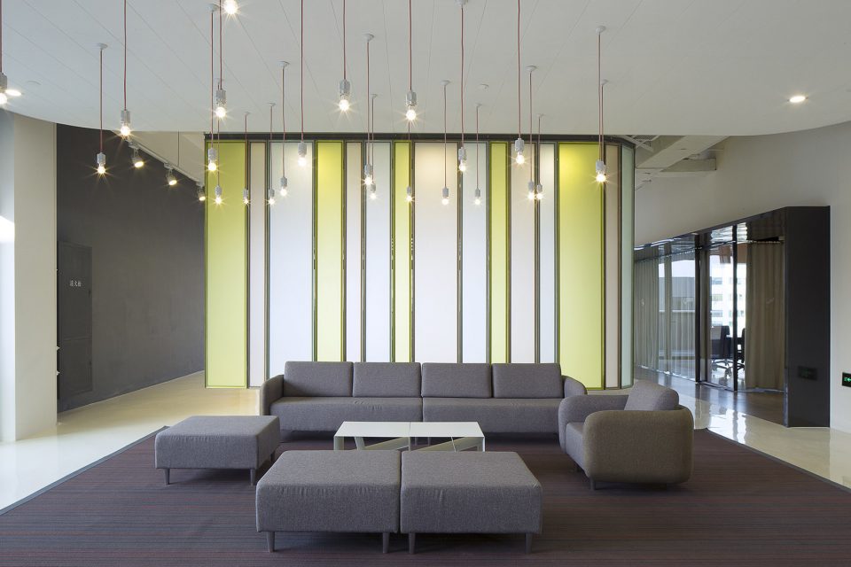 用最少设计动作让空间体现最多可能性:上海华鑫慧天地体验中心