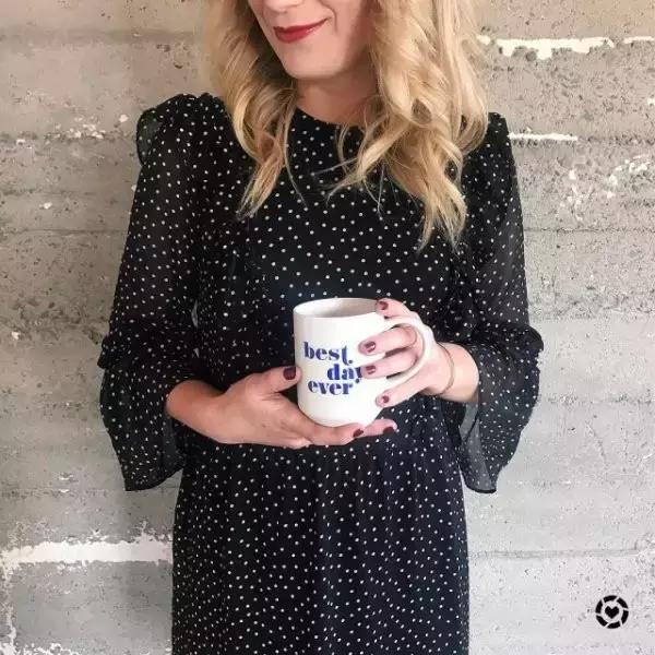 小more说：在英国的同学看过来，你的代购生涯可以开始了~