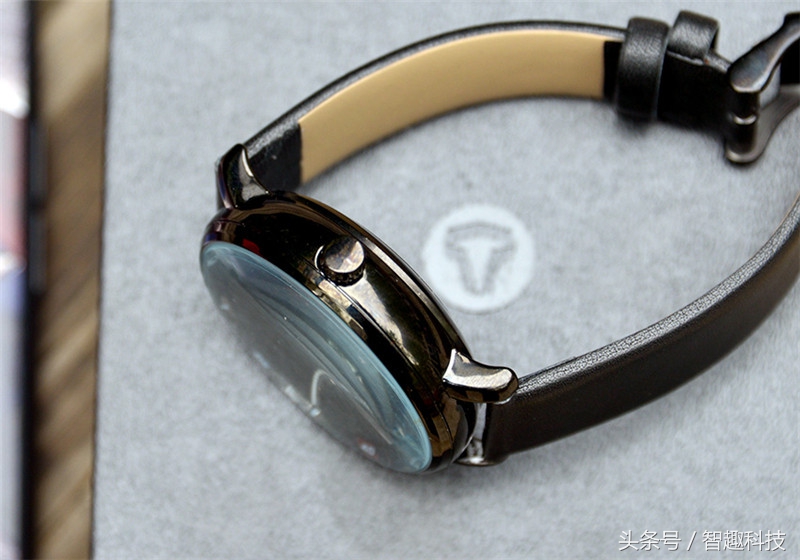 轻奢手表绿表,轻奢华手表