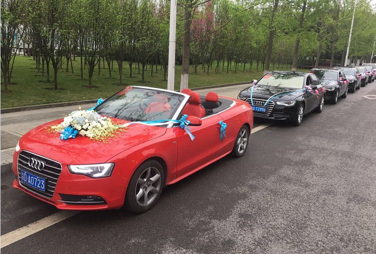 宝马4系敞篷和奥迪a5敞篷对比,奥迪a5敞篷跑车落地多少钱