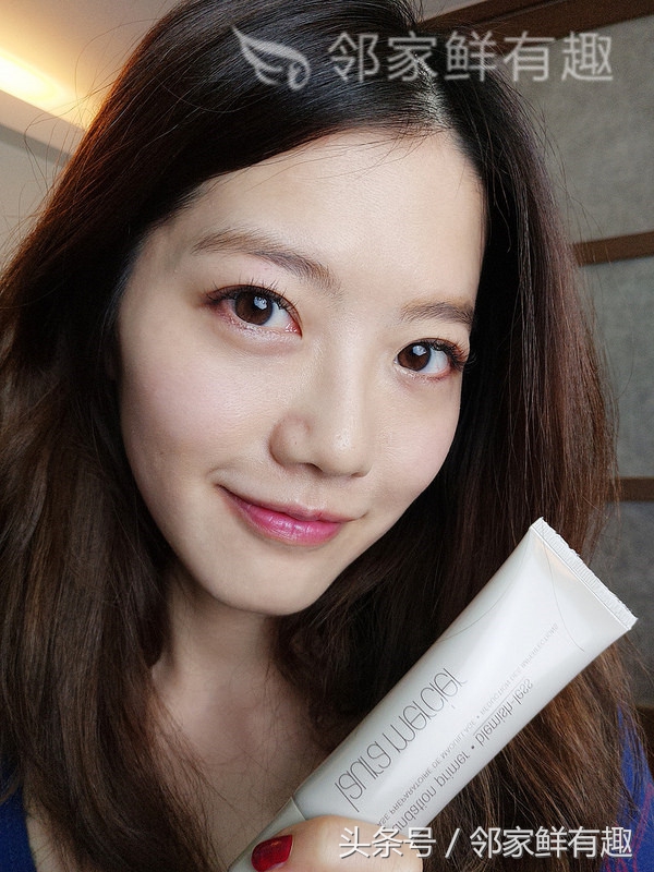 女神的秘密*器武**,神级粉饼Laura Mercier唤颜凝露