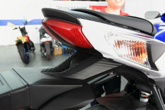 铃木gsx-r600适合新手吗,22款gsxr600