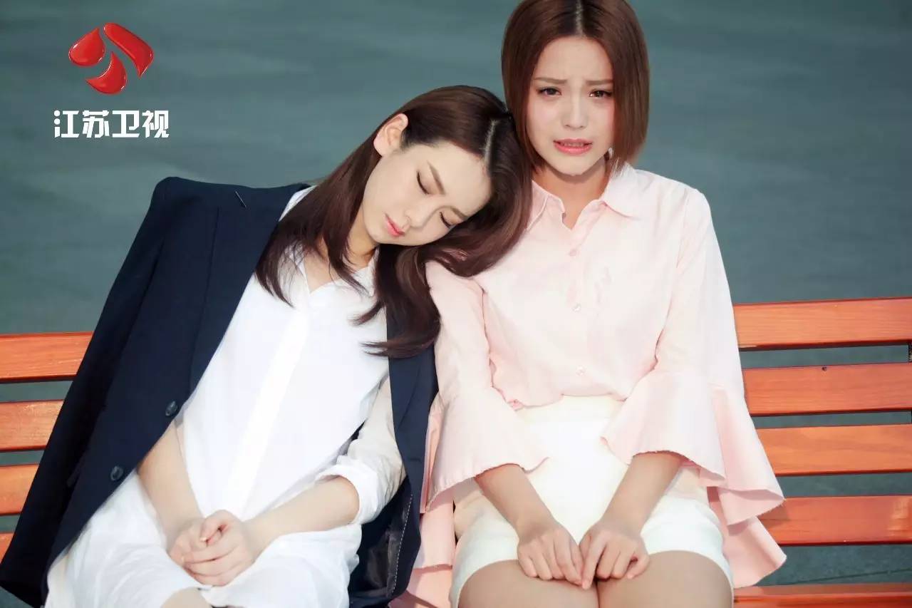 繁星四月吴奇隆版电视剧,繁星四月电视剧谁演的