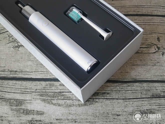 电动牙刷也有陀螺仪传感器？！体验号称最懂你的希澈AVORI