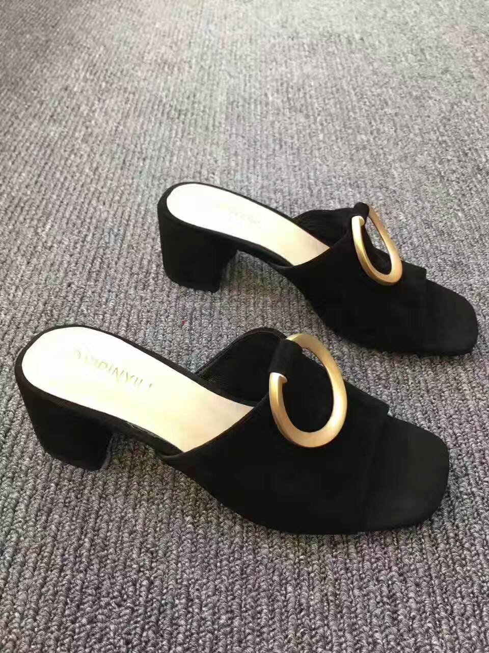 什么牌子的女士凉鞋好,男凉鞋哪个牌子的最好